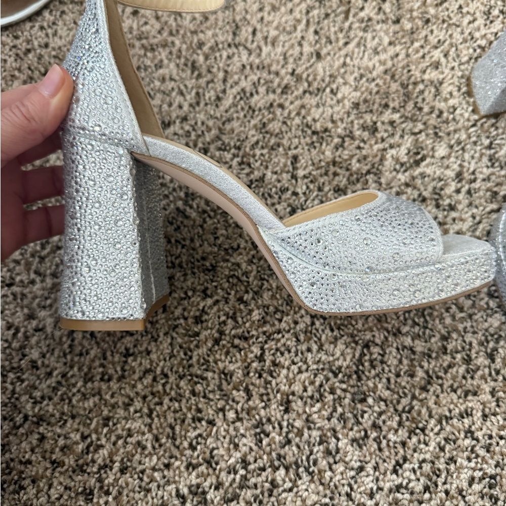 Jessica Simpson Glittering Silver Heels - Picture 4 of 8
